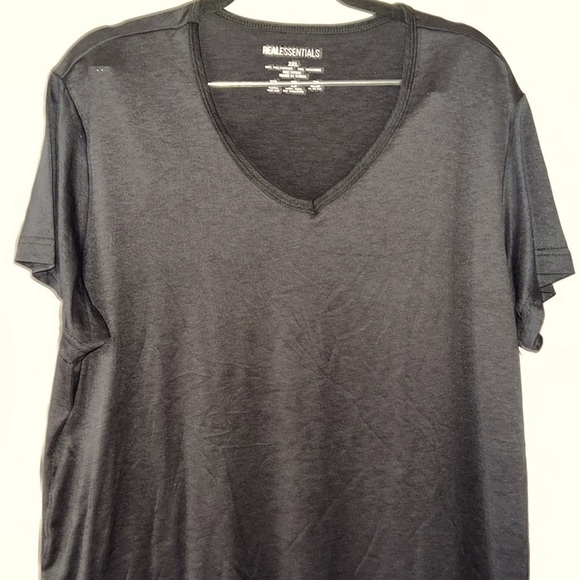 Real Essentials Tee Shirt, Size 2XL, PTP 22", Length 26", Black w/gray shimmer - Picture 2 of 4